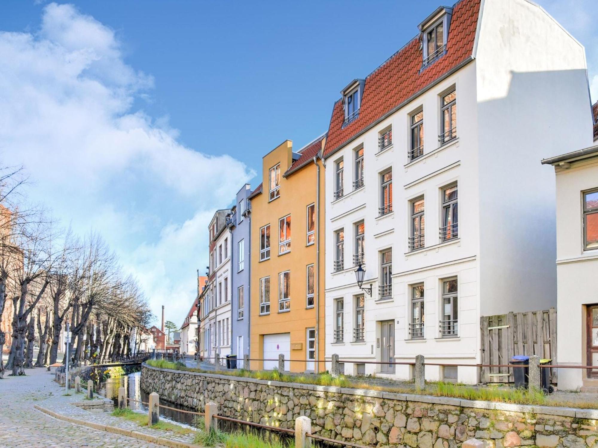 Modern Apartment In Wismar With Private Terrace Exterior foto